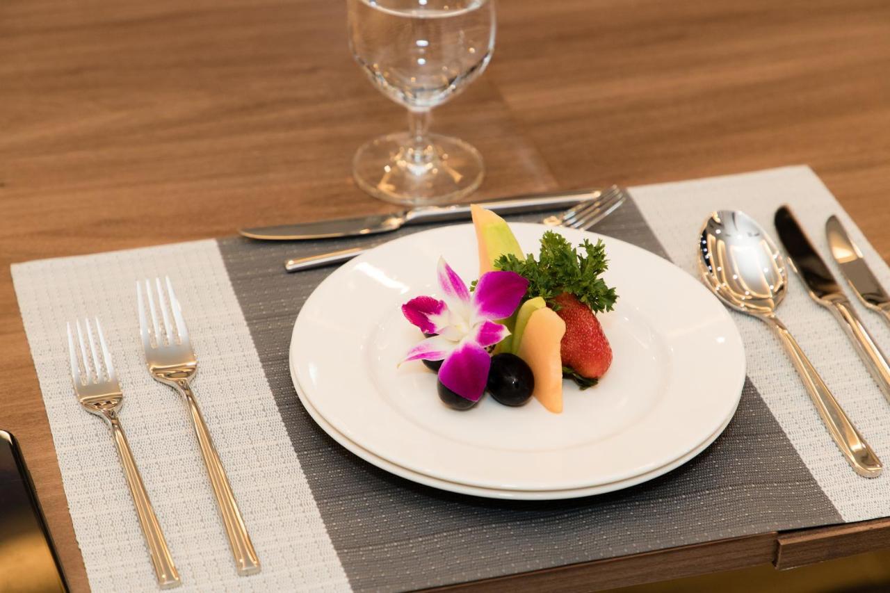 Muong Thanh Luxury Saigon Hotel Thành Pho Ho Chí Minh Esterno foto