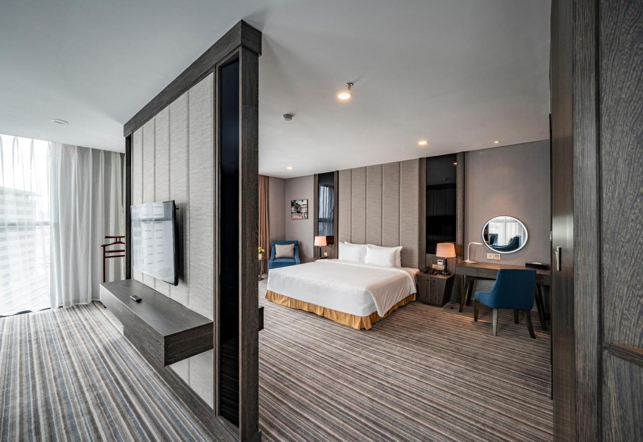 Muong Thanh Luxury Saigon Hotel Thành Pho Ho Chí Minh Esterno foto